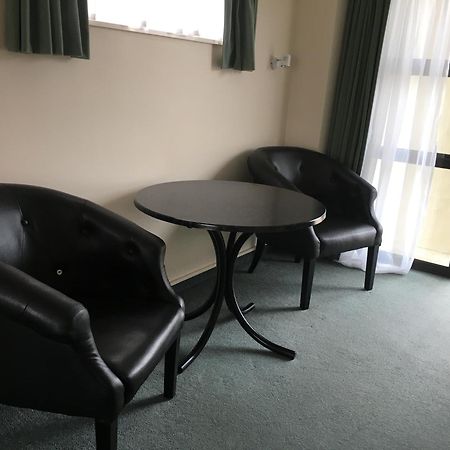 Ascot Oamaru Motel Экстерьер фото