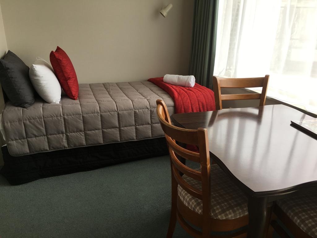 Ascot Oamaru Motel Экстерьер фото